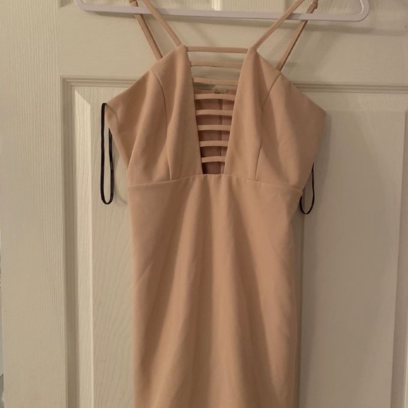 beige cocktail dress - Picture 1 of 1